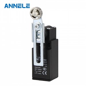 [Hot Item] Ls-131 380VAC Rotary Adjustable Roller Lever Arm 10A Travel Limit Switch