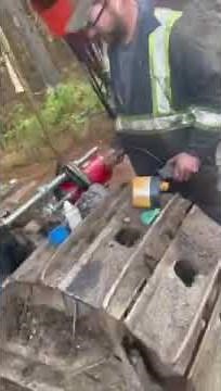 100 Ton Bison Track Pin Press