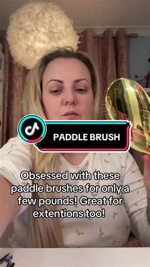 Best Paddle Brushes for Hair Extensions