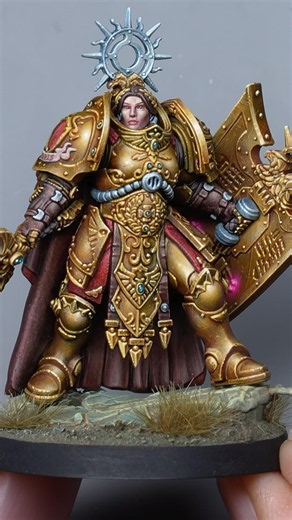 Clean NMM gold armor for an Adeptus Custodes