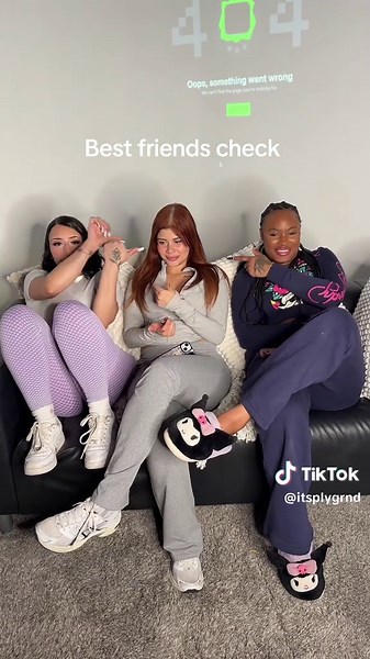 Best Friends Challenge: Who's Crazier?