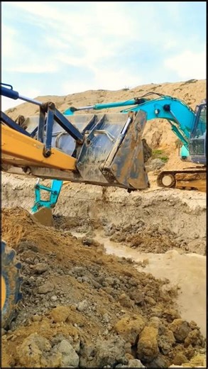 Jcb bulldozer working video 💪🧐🔥#jcbbulldozer #jcblovers #jcbvideo #shortvideo #youtubeshorts