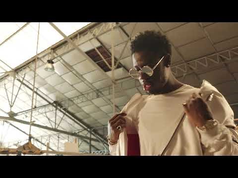 Franglish - Bracelet (Clip Officiel)