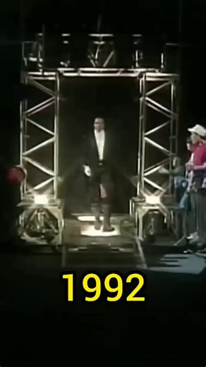 Triple H's Iconic Entries: 1992, 2007, 2014 Analysis