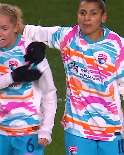 The finale whistle blows and SD wins on the road! 🌊 | San Diego Wave FC