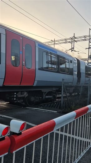 class 720 departing and disapearing into the fog #class720 #trainspotting