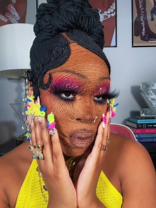 13M views · 322K reactions | Had to put my own twist on the Yarn face trend! #makeuptutorial #makeuptransformation #makeup | Zay Beckford | Facebook