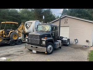 Ford L9000 Episode 33: ALL the details and DRIVING (Cummins L10 that sounds beefier than it is!)