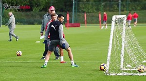 19K views · 86 reactions | Arsenal 1v1/2v2s from 2016... very high intensity. These drills will really damage players so lots of recovery is required. Track that recovery with SoccerPulse! Download for iOS: https://itunes.apple.com/us/app/soccerpulse-player-tracker/id1205611753?mt=8 Download for Android: https://play.google.com/store/apps/details?id=com.matthewdanaher.soccerpulse.android&hl=en | PlayerPulse | Facebook