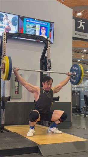 Snatch up to 215lb #weightlifting