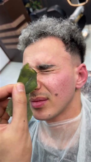 ازالة الشعر المتسلطن من الوجه✂️🥵 #fyp #foryou #foryoupage #viral #explore #comedy #asmr