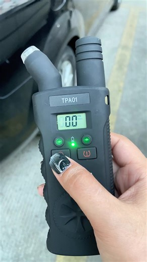 Stop going to the shop every time your tire pressure light comes on! 🚨 This tire pressure monitoring system reset tool resets the sensor and quickly detects tire pressure. It works with most GM, Chevrolet, Buick, and Cadillac models – an easy way to do DIY repairs and save money.#TPMSTool #CarHacks #MechanicTips #Automotive #TikTokShop