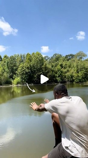 DWG OF EARTH on Instagram: "Hydrokinesis demonstration. (water bending) Projecting energy at a focused point. "