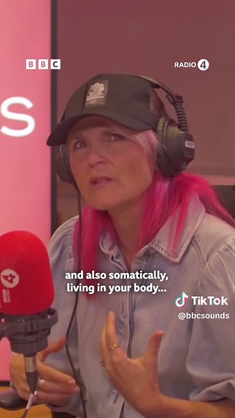 Sister Bliss Advocates for No Phones on the Dance Floor
