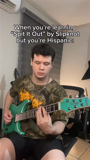 Chat, is this connection true? Guitar: @schecterguitarsofficial C-1 SLS Hollywood Tone: @wavemindnl ToneSuite Distant Chain: @statementcollective use code JOJO15 @thestringsource @happycablecompany @fishmanmusic #metal #guitar #metalmemes #memes #guitarmemes #funny #shitpost #shitposting #31minutos | jorgelo24