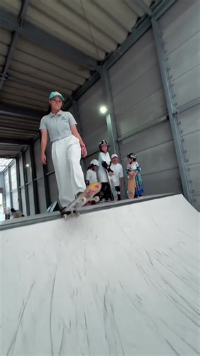 Sakura Yosozumi Dominates Mini Ramp Skateboarding