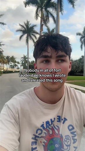 Can u guys stream this song so I can buy a yacht like that one pls | fort lauderdale florida