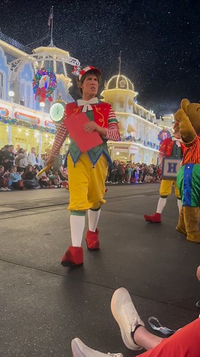 52K views · 114K reactions | It’s officially Christmas season at Disney! The decorations have arrived and MVMCP events are starting soon! What’s your favorite part of Disney Christmas? Our favorite last year was getting this video of Tally the Elf when we attended the party last year! #tallytheelf #disneytravelplanner #mvmcp #christmastime #christmasatdisney | Family Traveling Tips | Facebook