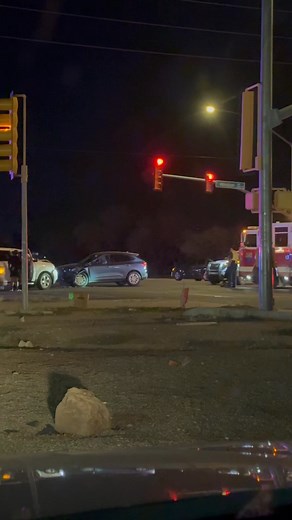 🚨 Scanner: MVA – Head-On Collision type (10-52) 📍 Location: Mission Rd & Drexel Rd ⚠️ Info: Intersection is blocked. Emergency crews are on scene. Expect delays and avoid the area. 📌 Updates in comments. #TUCscanner #firstalert #localnews | Tucson Emergency News