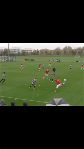 Shea Lacey: Rising Star at Manchester United Academy