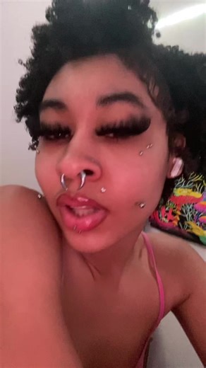 🧍‍♀️🎀 (@flavoredguts)’s videos with original sound - jamie✯