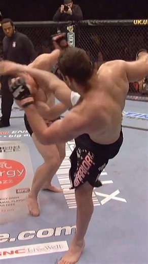On this day, 11 years ago, Gabriel "Napão" shocked the world by knocking out Mirko Cro-Cop! 🗓️