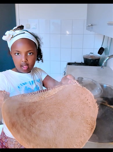 እንጀራ ኣዉደኣመት#eritreantiktok🇪🇷🇪🇷habesha #ethiopian_tik_tok #tigraytiktok🇻🇳🇻🇳tigraytiktok #habeshatiktok #cooking @miracley😘🥰😘 @Cupcake @mbrakkapi @Mera @teachmesomething.nl @ꜱᴜꜱᴜ