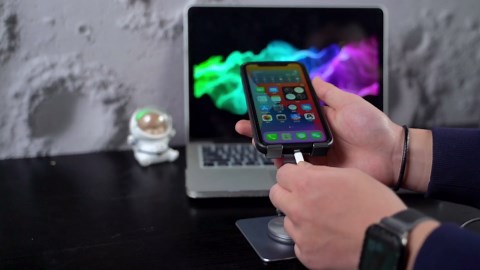 Cell Phone & Tablet Stand for Desk, Aluminum Adjustable Holder for iPhone, iPad & Smartphones || Foldable Mount with 360° Swivel, Stable Base & Portable Design for 4–9.7in Devices, Grey