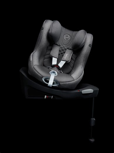 Discover the new CYBEX Sirona Ti, where next-level innovation meets uncompromising protection. With a fully integrated base, this rear-facing car seat keeps your child up to 50% safer while making installation beautifully effortless. From birth onwards, explore the world together knowing safety and comfort always come first. Ready to travel with the confidence that everything is already perfectly in place? #CYBEX #CYBEXFamily #CYBEXSironaTi
