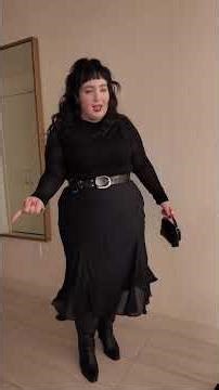 Off to see Ashlee Simpson, here’s the outfit! #ootd #gothoutfit #gothstyle #midsize #plussize