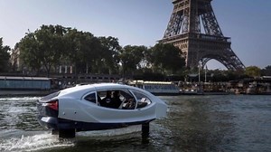 El taxi acuático llega a París