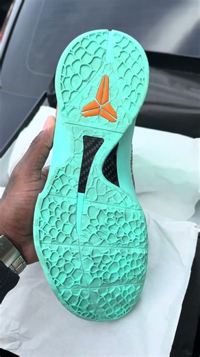 Nike Kobe 6 Protro x Jalen Brunson “Statue of Liberty” Unboxing from ‪@StockX‬