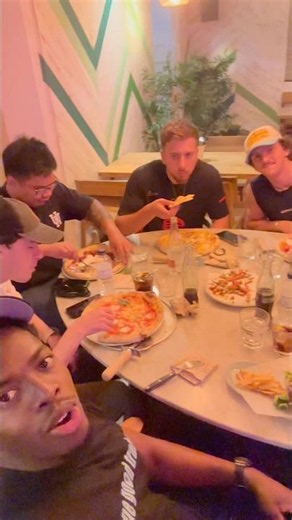 The Day Trading Team Goes For An Early Lunch