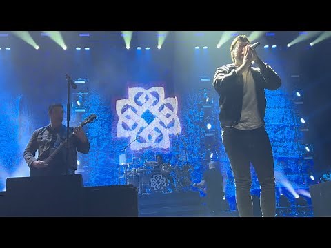Breaking Benjamin feat. Dustin Bates: Breath [Live 4K] (Manchester, New Hampshire - April 22, 2022)