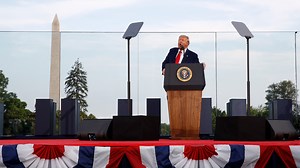 Mary Trump's book offers scathing portrayal of Pres. Donald Trump