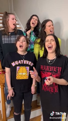 4 Girls Singing Into the Unknown