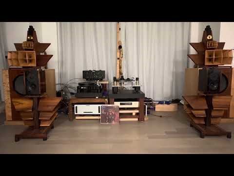 Shun Mook Ls3/5a. Marantz 9. Oracle Delphi IV. Peter, Paul and Mary- 500 Miles. LP