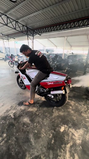 Yamaha RD500 YPVS V4 Europh Spec For Sale - Review and Details