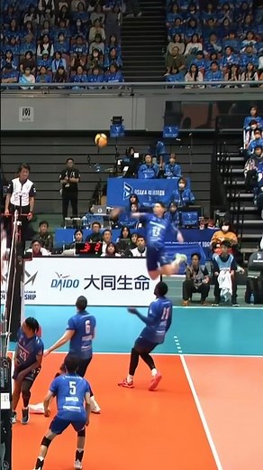 What was that jump?! 💀 #volleyball #japan #nishida #spike #svleague