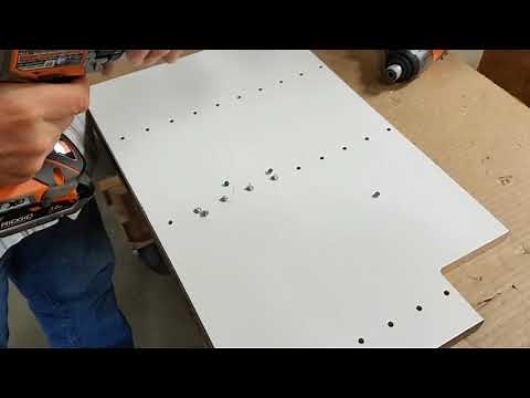 Screw in dowels installation