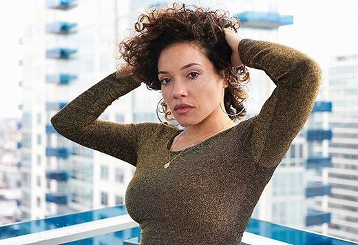 Rocker Sophia Urista apologizes after urinating on fan at concert