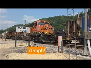 (70 mph) High speed BNSF Trains meet!