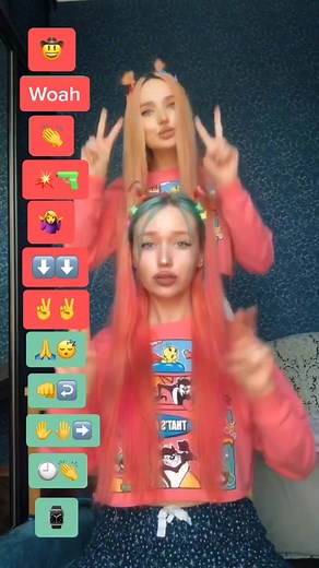 Synchronized Dance Moves by Mimikliffi