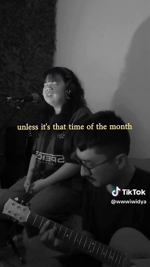 Lola Young's Mesmerizing Cover of 'Messy'