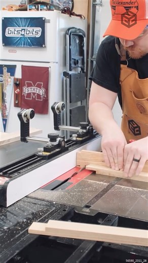 14K views · 77 reactions | The FASTEST Half Lap Dry Erase Board You'll Make #dryeraseboard #Quick #diybuild #easywoodworkingprojects | Jay's Custom Creations | Facebook