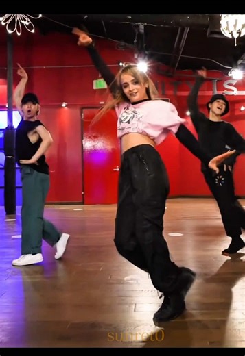 Travis Japanのダンスレッスン @Kelly先生