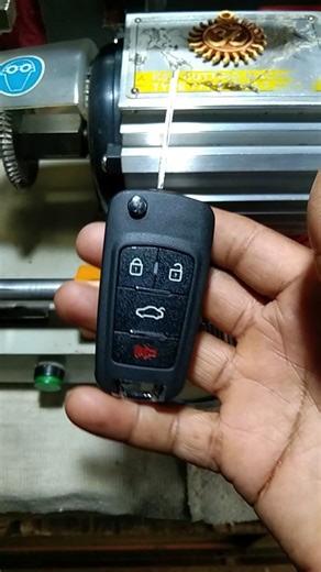 how to make car key remote 🤔👍#carkey #automobile #motorbike