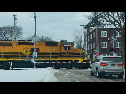 BPRR 3345 w/NF2 K5LA Horn Leads a VERY Short NB Z151-11 | 9 cars | 02/11/26