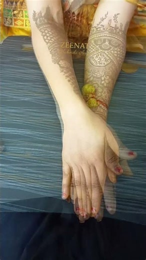 Floral bridal mehndi🤌😍✨#mehndi #transition #shorts #hennadesign #mehndiartist #floralmehndi