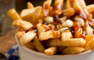 La première maison dédiée à la poutine ouvre à Paris